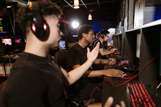 Skinport üzerinden skin satan bir oyuncunun masası