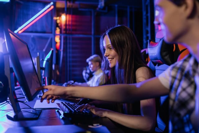 Steam Paylaşımlı (Offline) Hesap Nedir, Güvenli mi? CD Key Farkı