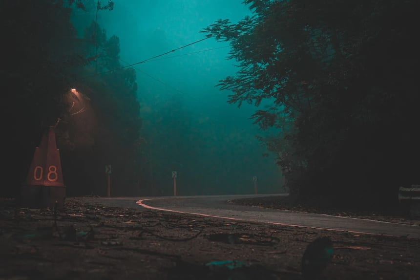 Cadılar Bayramı için en iyi korku oyunları, karanlık ürkütücü atmosfer